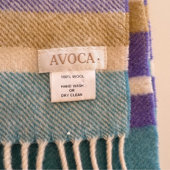 VTG AVOCA since 1723 100% Wool teal/lilac/tan/cream 70"x11" quality scarf - Picture 3 of 4